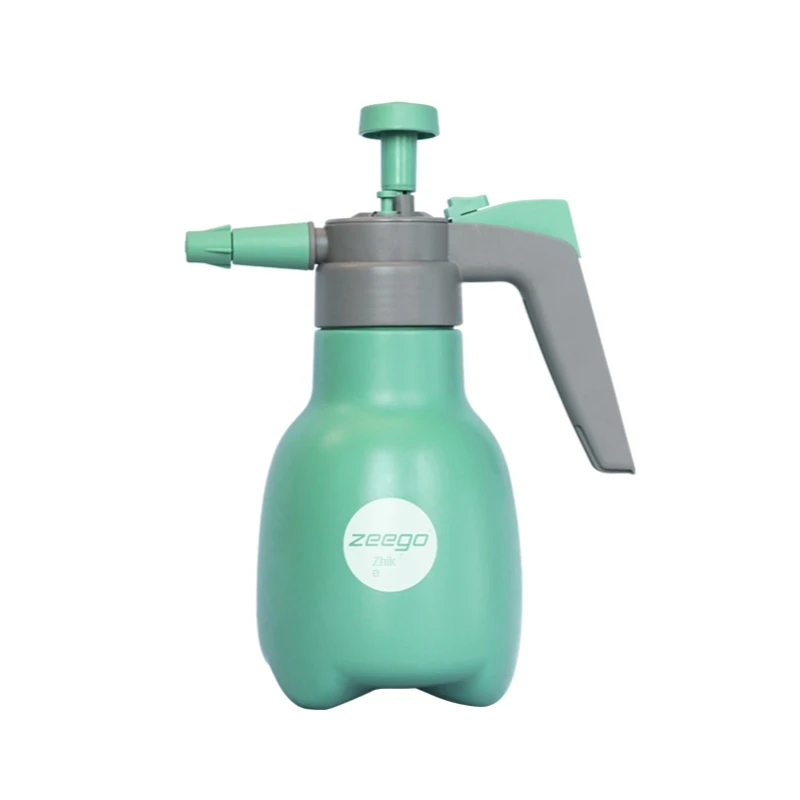 

Free shipping ZG5051 pneumatic watering sprinkling can small household watering kettle gardening watering pot disinfection