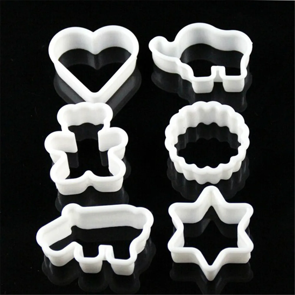 6pcs/set Christmas Cookie Cutter Tools Stainless Steel Gingerbread Men Shaped Holiday Biscuit Mold Kitchen Cake Decorating Tool