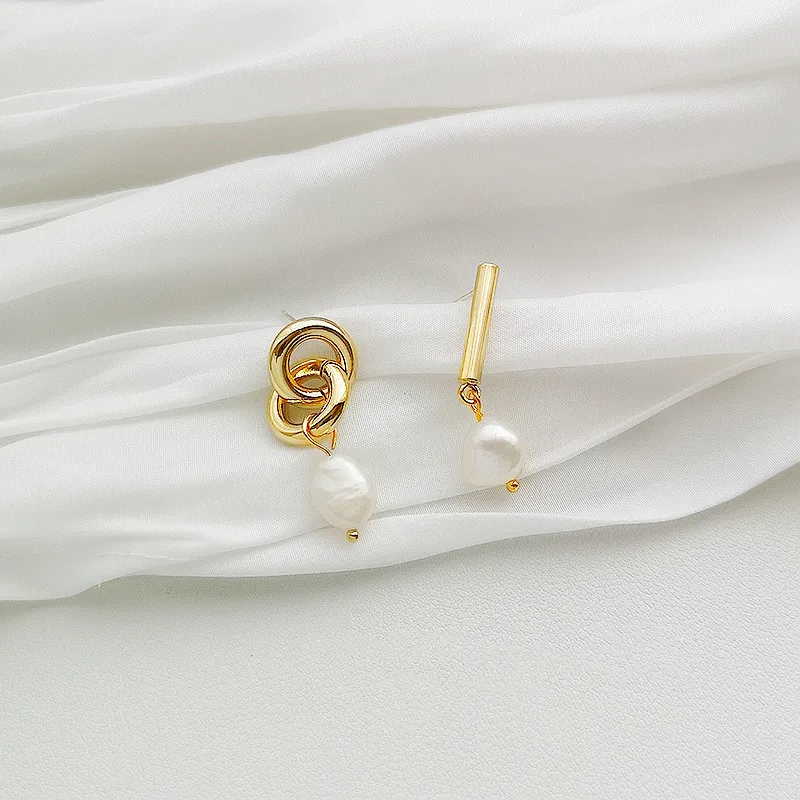 

14kGold Bar Natural Freshwater Pearl Drop Earrings Double Circle Earring Pearl Charm Geometric Asymmetric Earring Femme HYACINTH