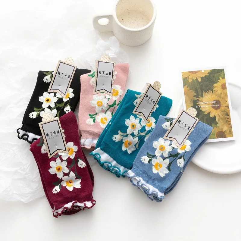 Christmas gift autumn and winter socks new products flower series women's socks forest jacquard tube socks personalized socks