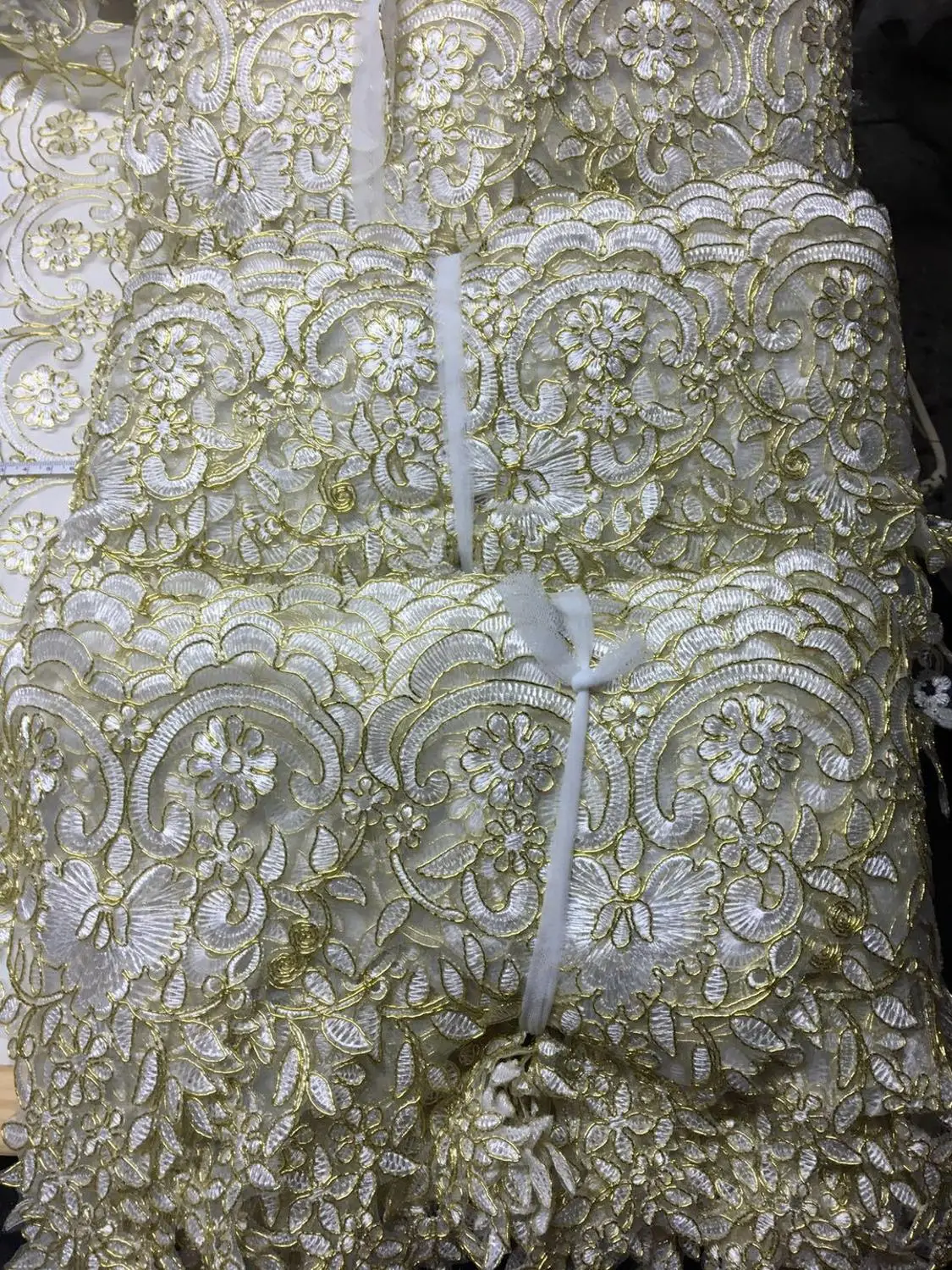 Delicate 1Yard Gold Cording Fabric Flower Venise Venice Mesh Lace Trim Applique Sewing Craft For Bride Wedding Dresses 23cm