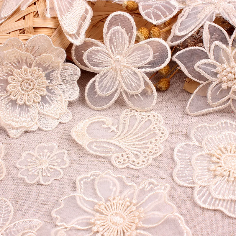 Beige Lace Peacock Butterfly Patches for Clothing Sew Ion on Clothes Embroidered Applique DIY Stripe Rose Flower Sticker Badge