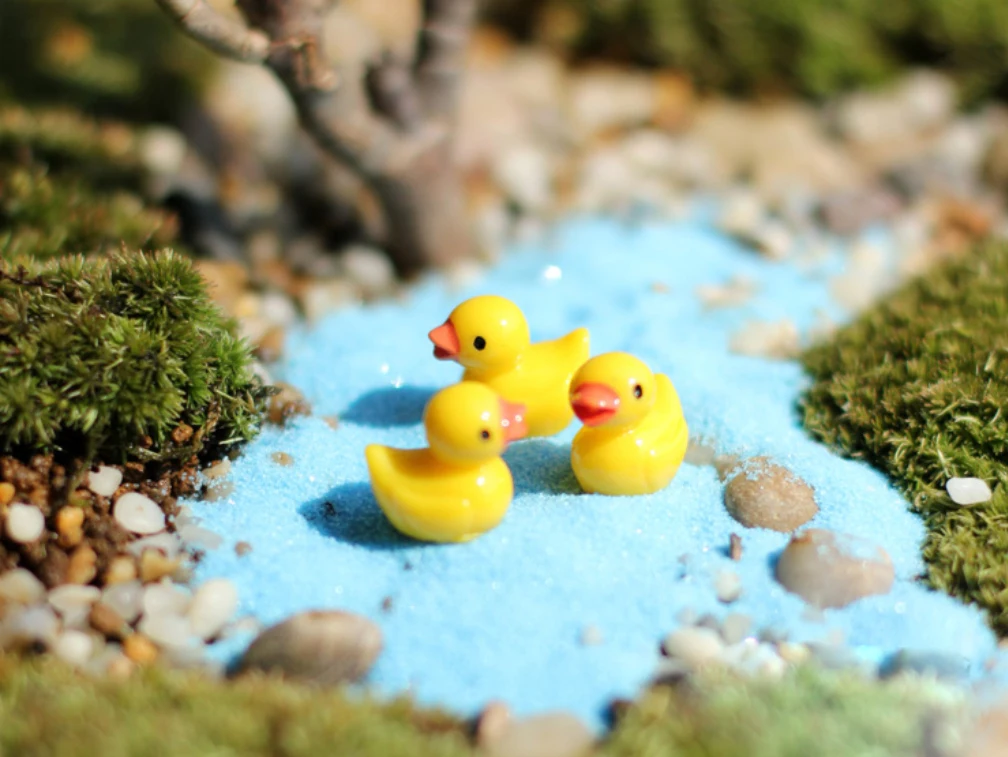 Pack of 100 Resin Miniature Yellow Ducks Figurines For Terrariums Dollhouse Bonsai Fairy Garden Ornament DIY Micro Landscape