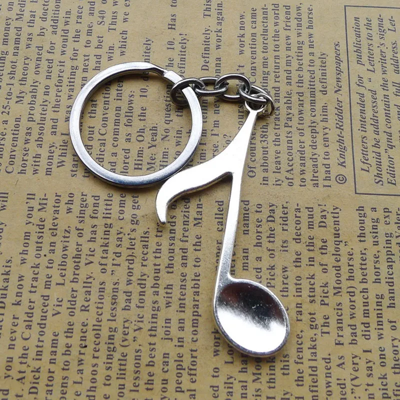 Metal Musical Note Key Chain Cool Luxury Car Music Bag Pendant Key Chain Men'S And Women'S Gifts Jewelry