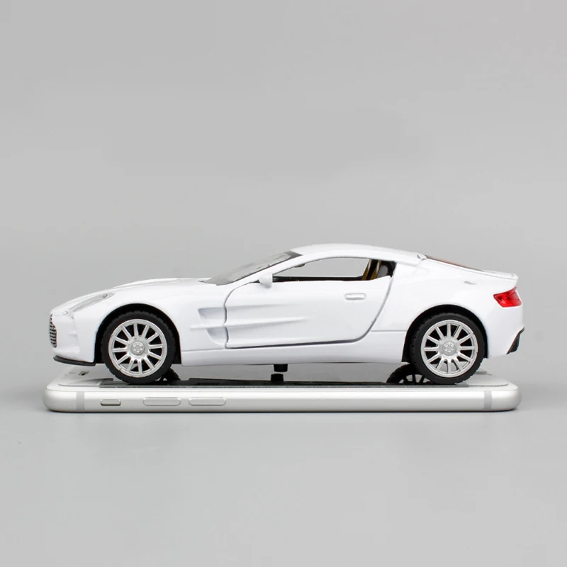 Aston Martin One-77 Metal Toy Cars , 1/32 Diecast Scale Model, Kids Present With Pull Back Function/Music/Light/Openable Door