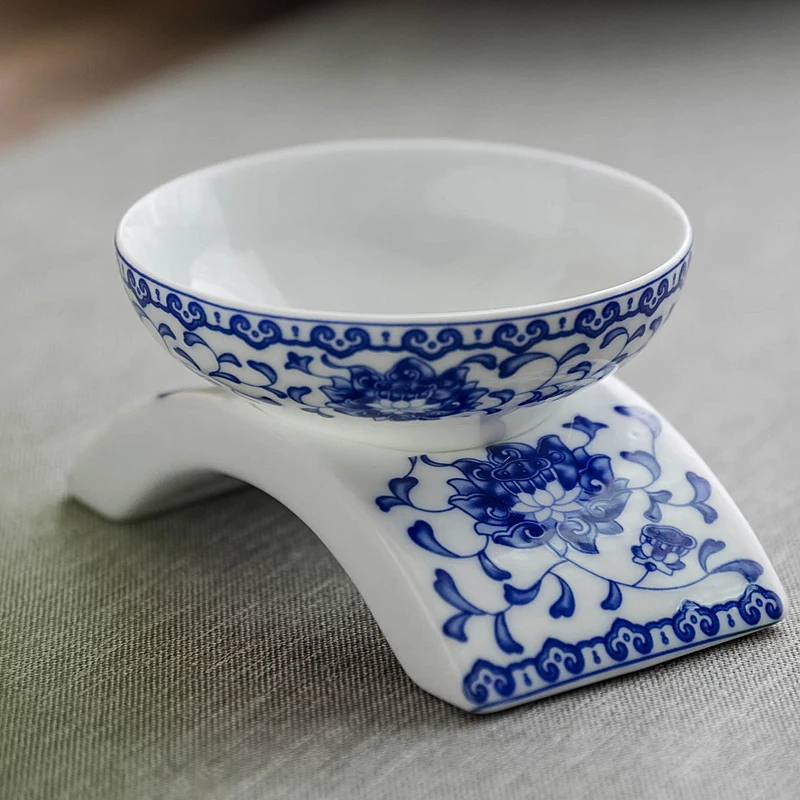 Tea filter grid tea funnel group ceramic Jingdezhen blue and white porcelain tea partition creative traditional Kung Fu tea set