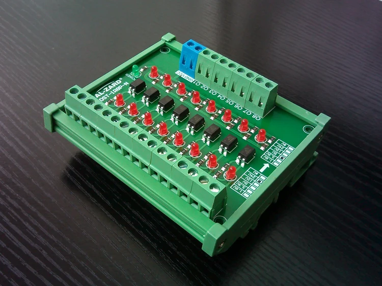 8 channel photoelectric isolation module PLC signal level voltage conversion board NPN output DST-1R8P-N