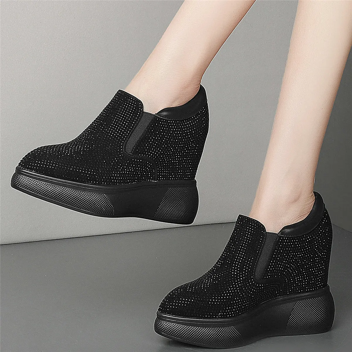 Moda Sneakers kobiety Slip On prawdziwej skóry kliny szpilki botki kobieta Pointed Toe buty na koturnach buty obuwie