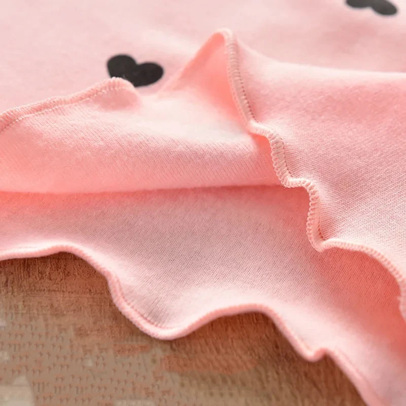 Girls Spring Autumn New Bottoming Shirts Children\'s Long-sleeved T-shirts Korean Style Love Pattern Baby Inside Tops In Winter