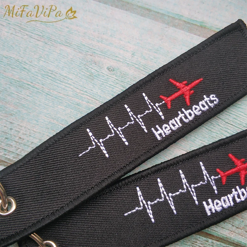 MiFaViPa 1 Set Heartbeat Airplane Keychain Boeing777 spilla Fashion gingket Pilot Gift Aviation Aircraft portachiavi Sleutelhanger