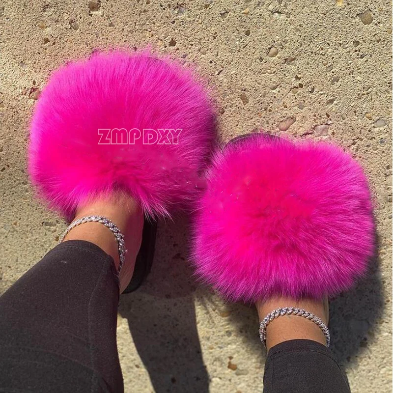 Girls Exquisite Shoes Warm Winter Plush Slides Cute and Comfort Home Slippers New Arrivals Amazing Fur Shoes Fashion Brand Shoes