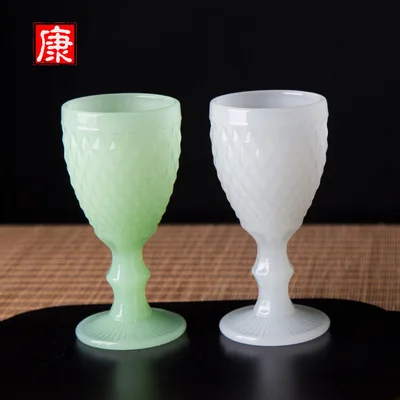 

Exquisite Natural Pineapple Pattern Wine Glass Decoration