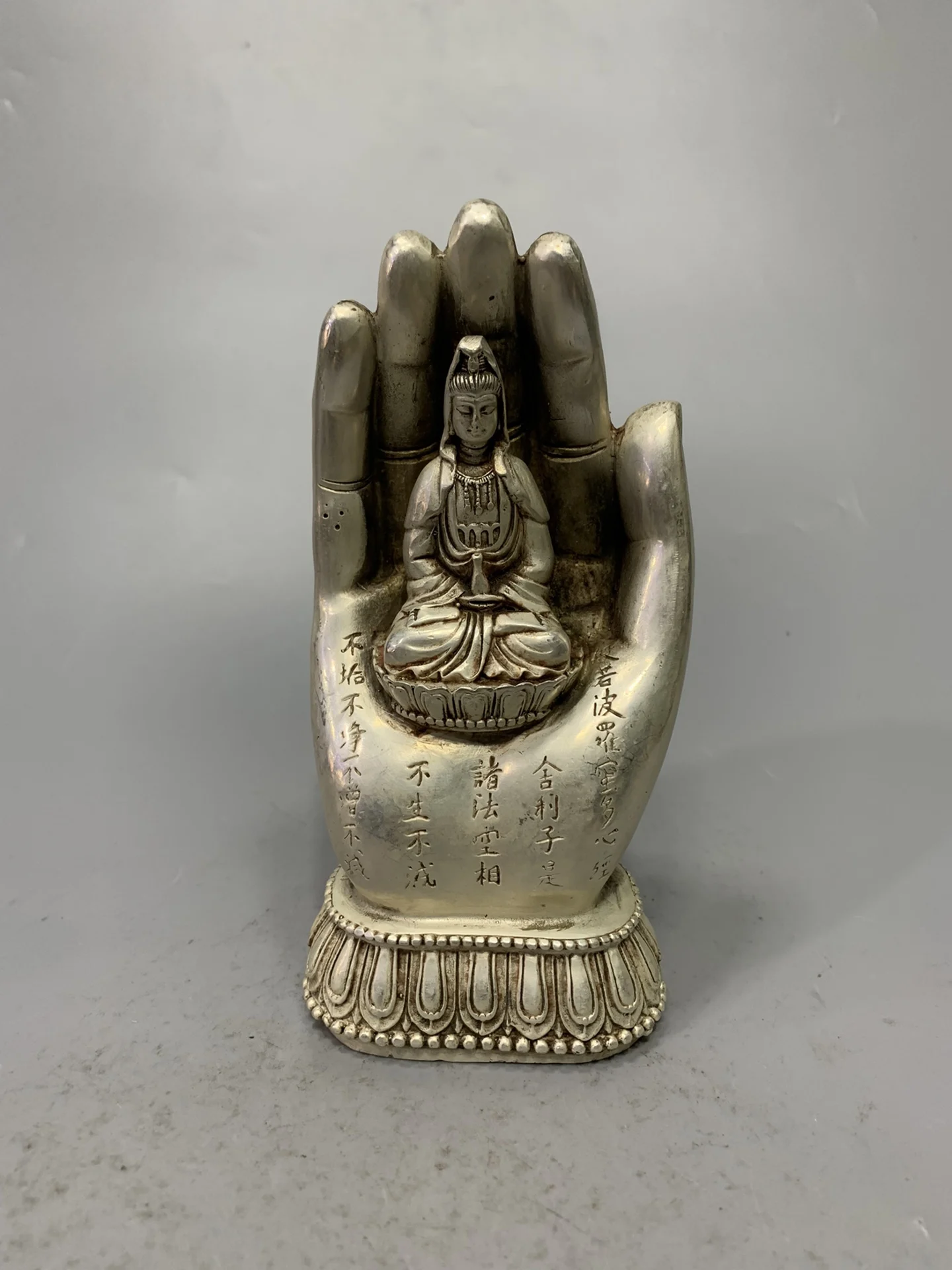 

White Copper Silver Plating Antique Made Old Bergamot Guanyin Home Decoration