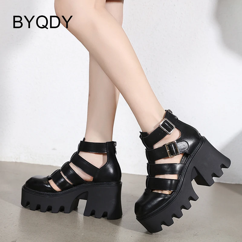 BYQDY Heißer INS Aushöhlen frauen Sandalen High Heels Neue Sommer Mode Römischen Stil Plattform Dicken Sohlen Top qualität Gummi Sohle