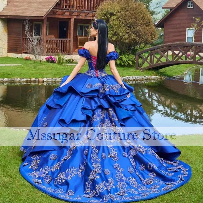 2021 lusso blu senza spalline abiti Quinceanera abito da ballo Sweetheart Appliques dolce 16 abiti da 15 Anos 2021