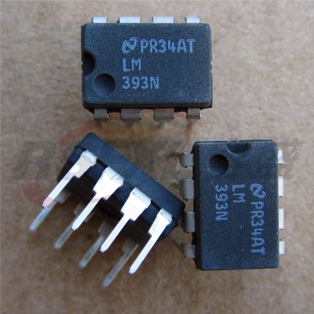 LM393N DIP-8P New and Original 10pcs/Lot  Low Power Dual Voltage Comparator