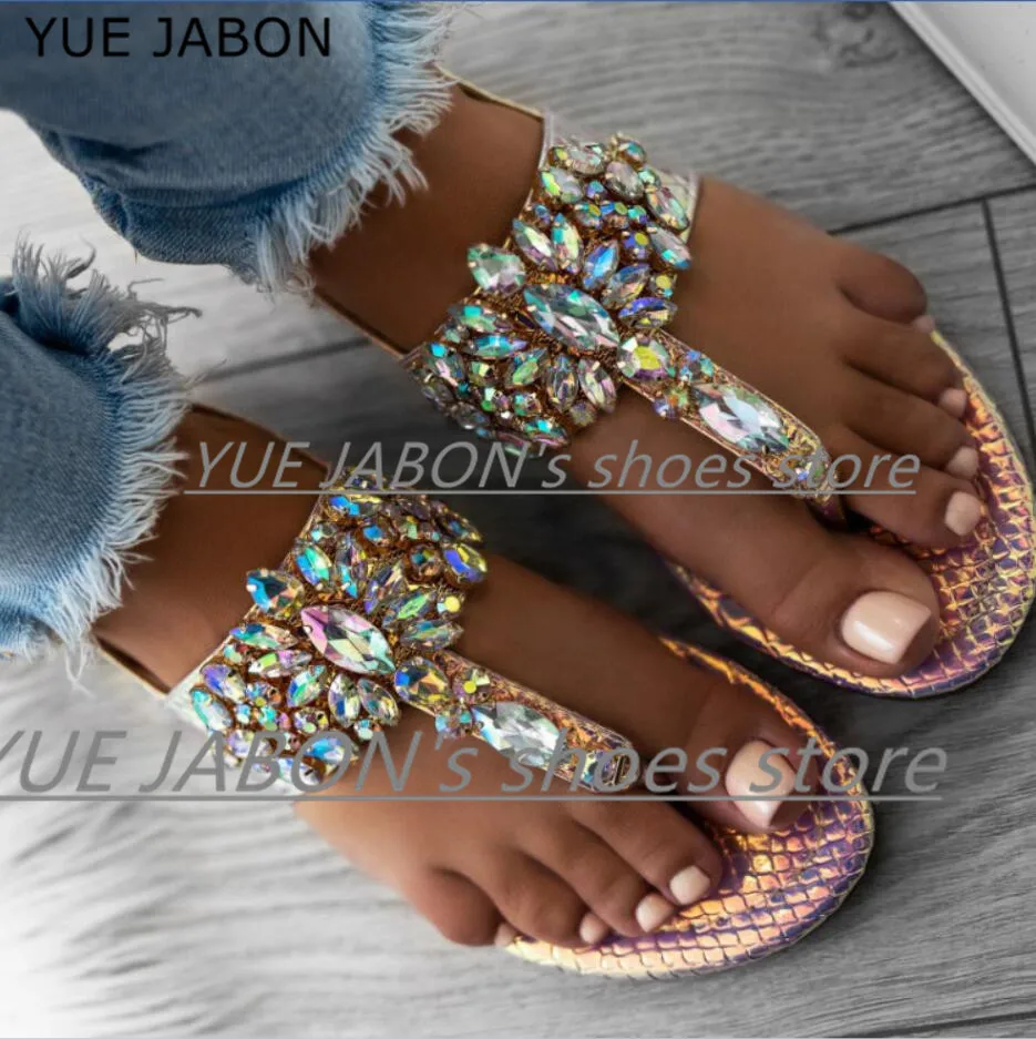 2024 woman sandals women Rhinestones Flat Sandals Thong Crystal Flip Flops sandals gladiator sandals Beach Casual Ladies Shoes