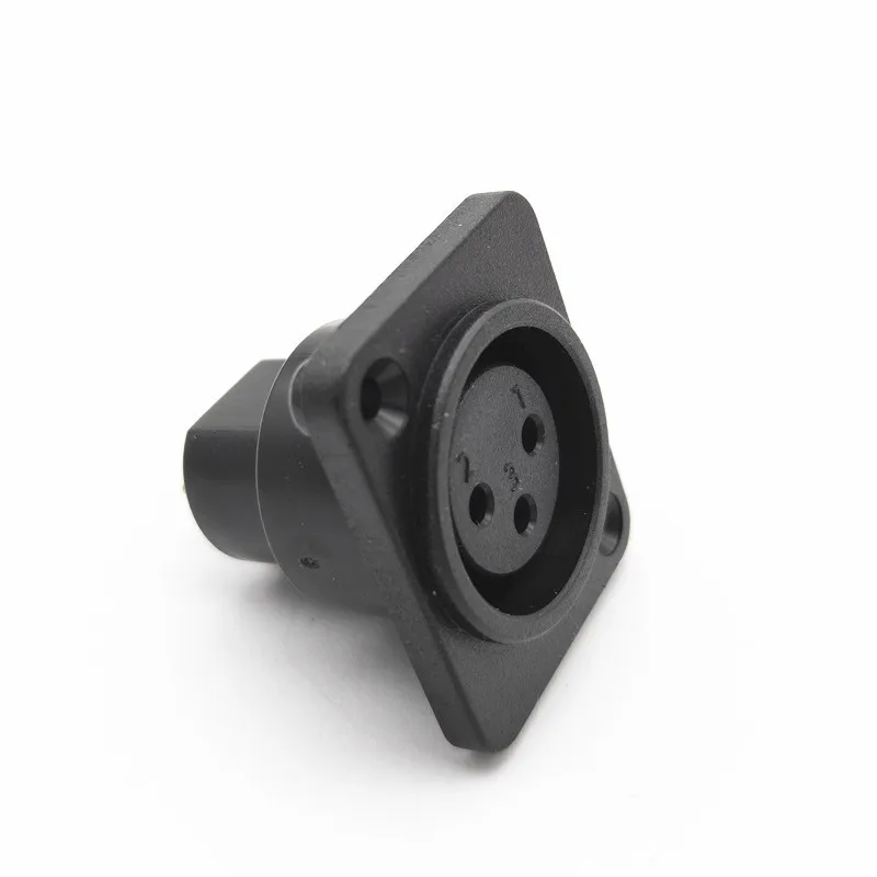 100 قطعة/الوحدة XLR مقبس متفرع 3 دبوس الذكور/الإناث XLR لوحة جبل الهيكل عالية الجودة البلاستيك XLR سلك موصل
