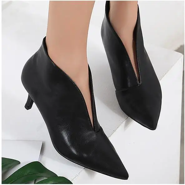 S071 2025 New Top Quality V Cut Designer Women Shoes Fashion Ladies Pointed Toe Shoes Elegant Dress Shoes For Female Girl Shoes