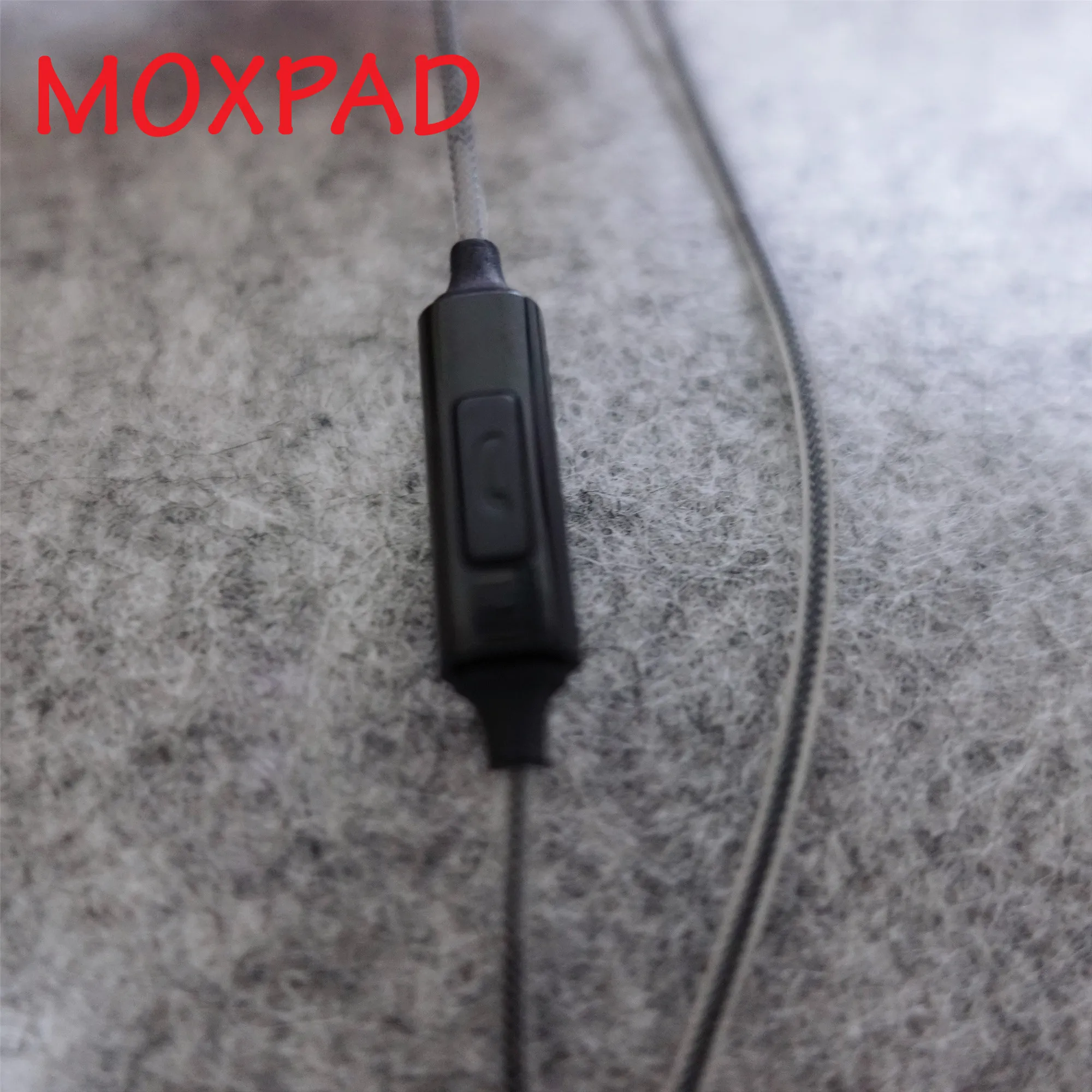Оригинальный провод MOXPAD может применяться к кабелям для наушников X3 с интерфейсом DC 3,5 мм