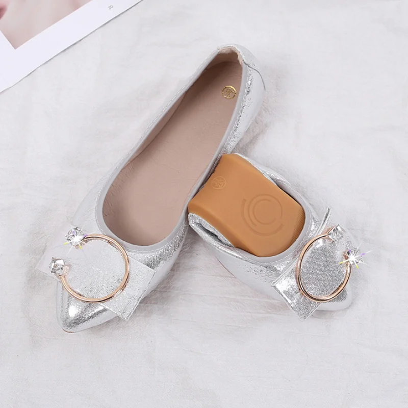 2023 new spring and autumn single shoes flat scoop shoes round head soft bottom shallow mouth mother shoes large size WSH2476