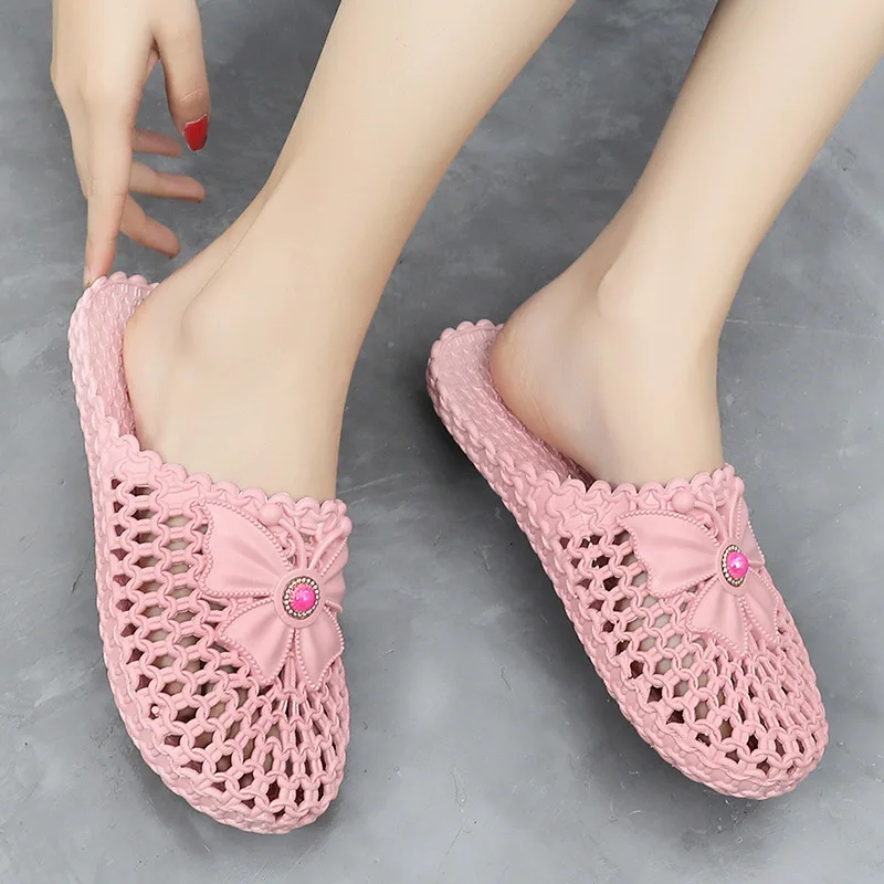 Summer ladies slippers wear sandals and drag nets red Baotou holes half slippers beach plastic sandals