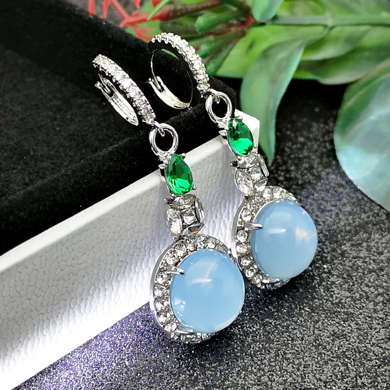 

Quality Imitation Natural Jade Pith Earrings Luxury Emerald Inlaid with Zircon Drop Dangle Earring for Women Silver Color Jewely