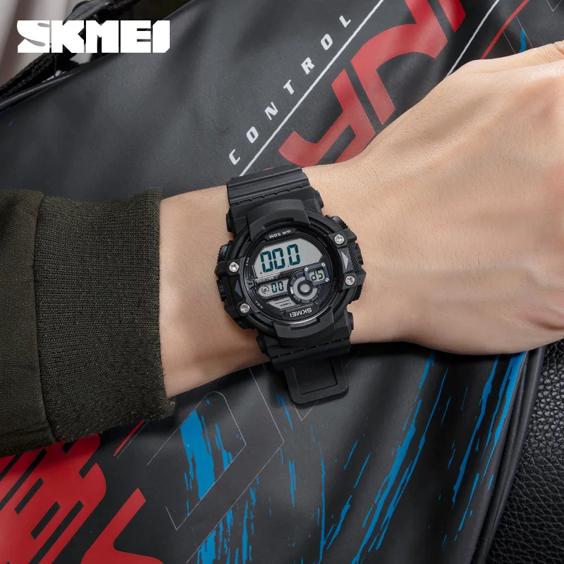 SKMEI Brand Led Light Multifunctional Sport Watch Men\'s Watches Stopwatch Waterproof Men Wristwatches Relogio Masculino