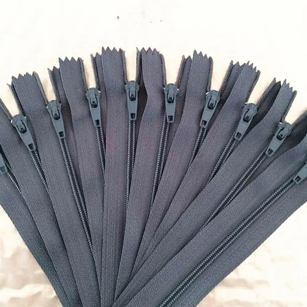 

10 pcs. gray 40cm (16 inches) nylon coil, zipper, tailor, crafter and fgdqrs