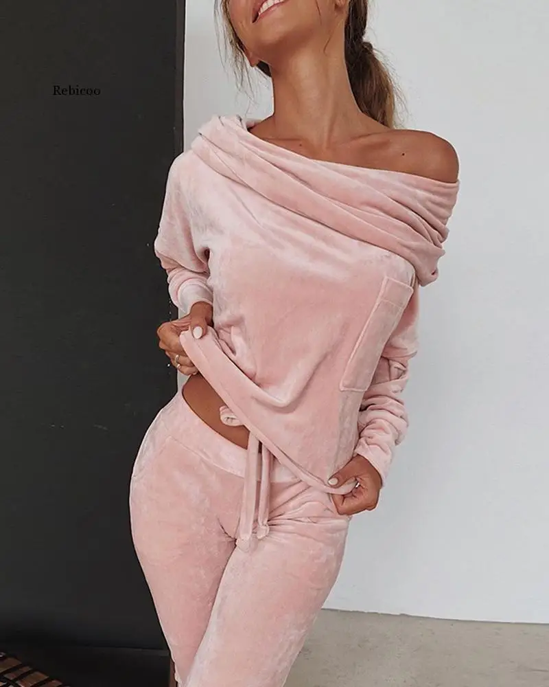 

Sweatshirt Women 2 Pieces Set Tracksuit Autumn One Shoulder Suit Pants Sportswear Suede Thick Lounge Suit