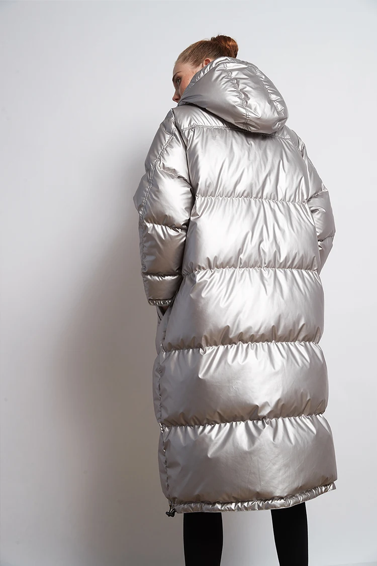 Winter glänzend helle silber dicker warme ente unten mäntel weibliche Oversize parkas über die knie lange mit kapuze Unten jacken warme mantel