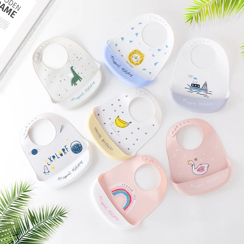 Silikon-Babi-Lätzchen, wasserdicht, Speichel tropfende Bananen-Lätzchen, Cartoon-Lätzchen für Neugeborene, weiche, essbare Schürzen, verstellbarer Spucktuch für Babys – Detail 10