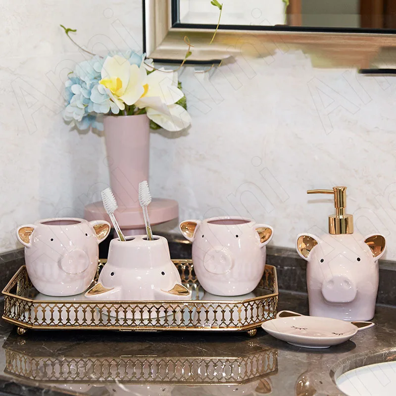 Creativity Piggy Ceramic Bathroom Accessories Nordic Modern Animal Decorative Five Piece Set Golden Stroke Mouth Cup Home Decor