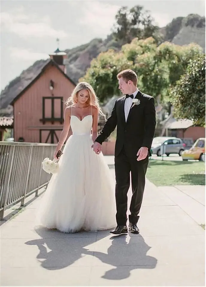 Robe de mariée Simple en Tulle blanc, bretelles Spaghetti, sur mesure, 2021