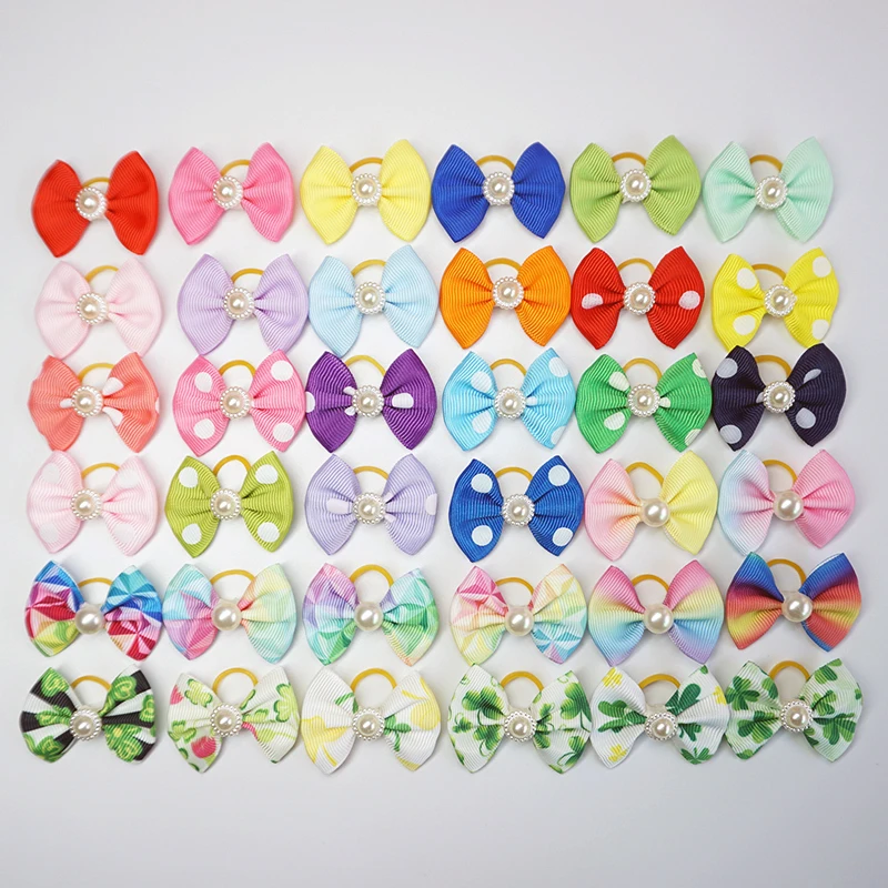 100 pieces Cute Printing Pet Hair Bows Dog Hair Accessories Handmade Hair Clips With Elastic Rubber Band Dog Cat Christmas Gifts