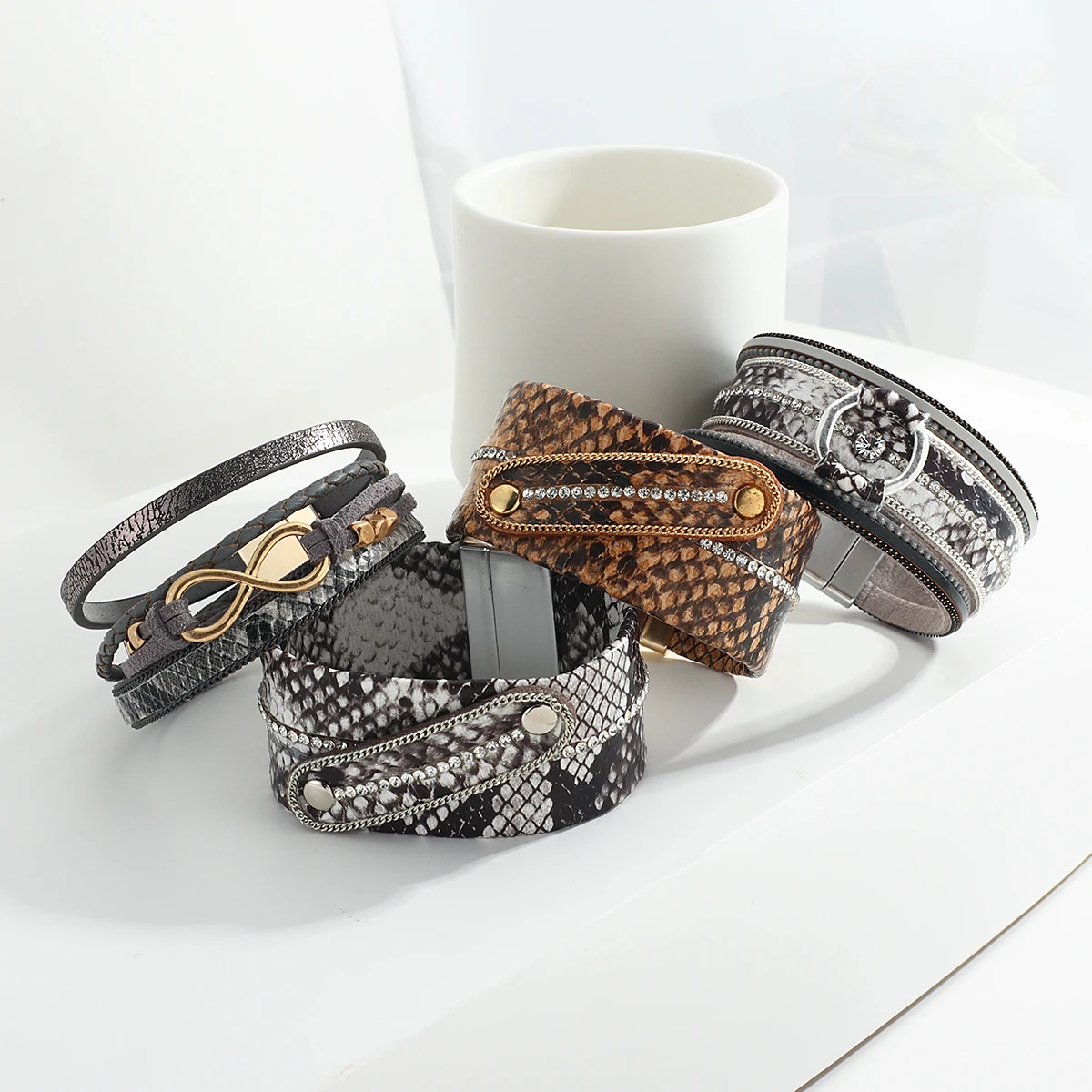 ALLYES Boho Snake Skin bracciali in pelle per donna animali Pattern Wide Wrap bracciale donna Wild Leopard Punk Jewelry Gifts