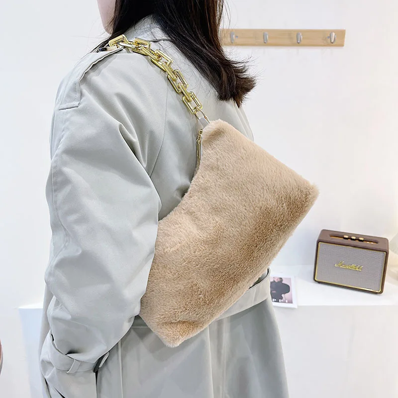 Soft Plush Shoulder Bag Fashion Women Candy Color Winter Cloud Bag Female Thick Chain Handbags Ladies Warm Faux Fur Underarm Bag
