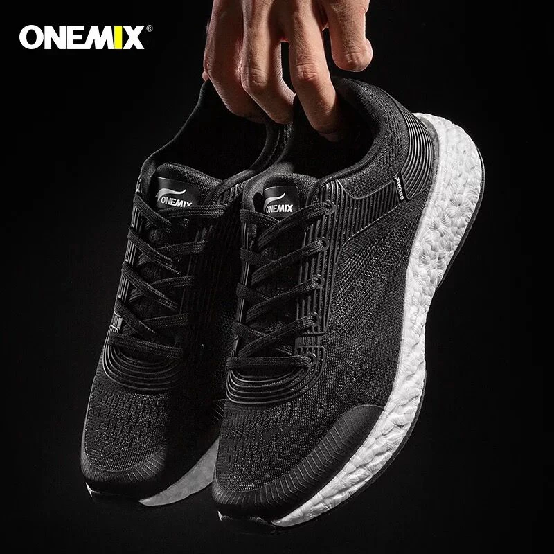 Onemix Buty do biegania dla kobiet Sneaker Buty sportowe Lekkie, oddychające, antypoślizgowe białe buty do joggingu na świeżym powietrzu Trampki do