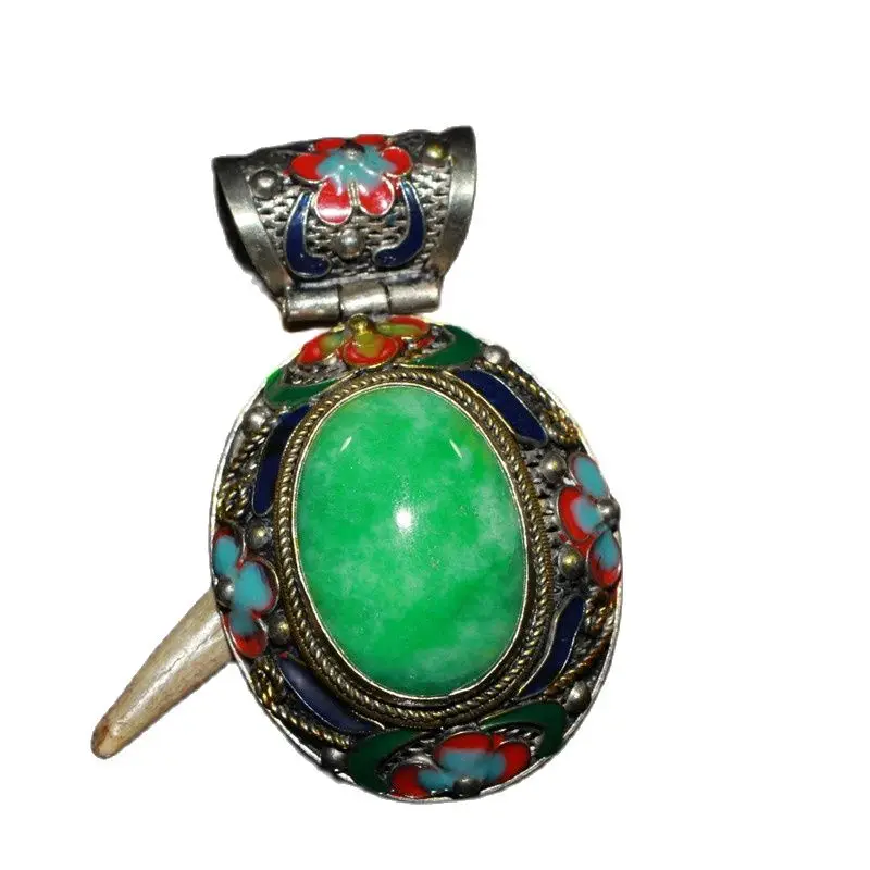 China Old Tibetan Silver Inlaid Emerald Cloisonne Pendant