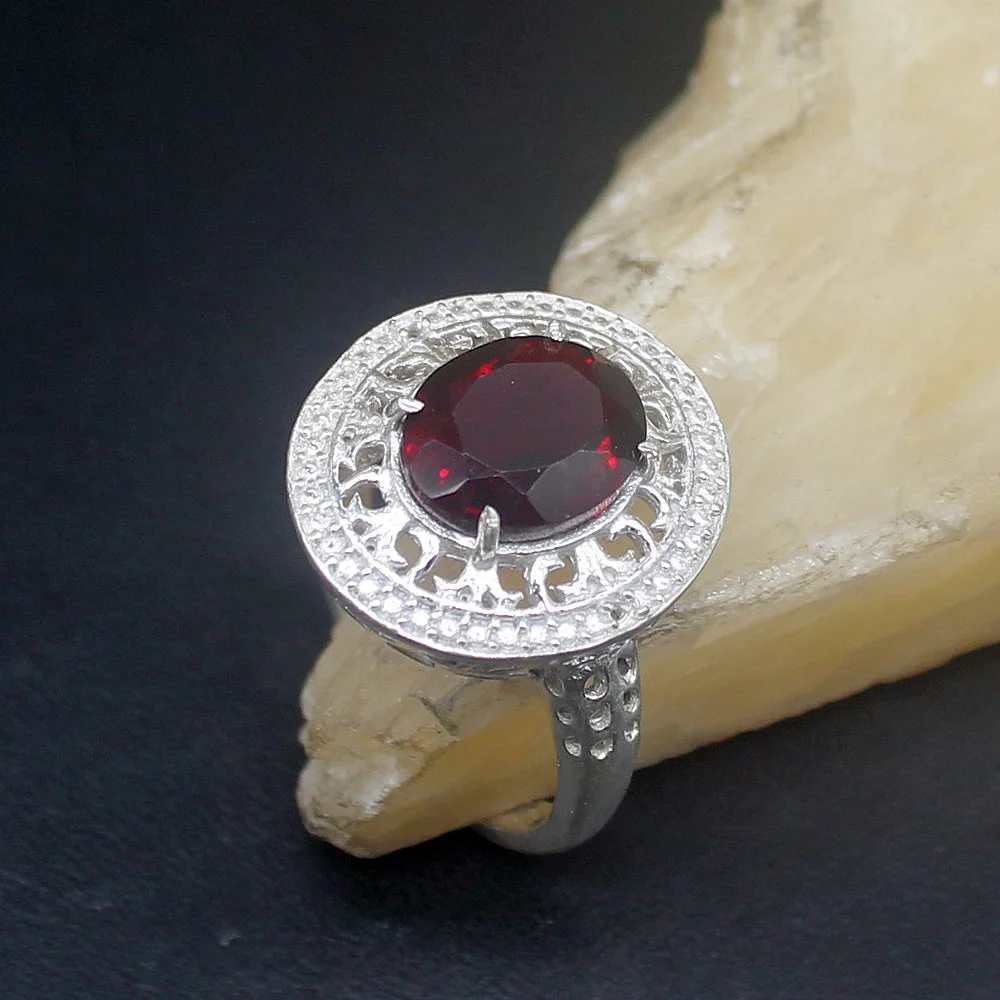 

Hermosa Amazing Red Garnet Charm Genuine 925 Silver Unique Band Ring Wedding Engagement Gifts for Women Size 8# 20214086