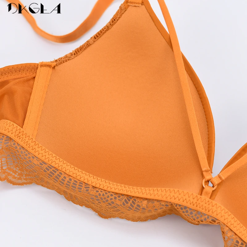 Triangle Cup Bra Set Seamless Sexy Thin Lady Brassiere Wire Free Women Lingerie Set Bandage Fashion Embroidery Lace Underwear