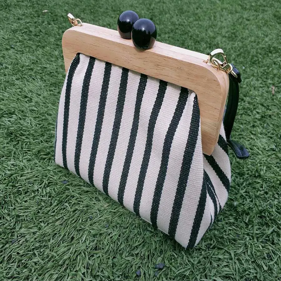 Retro Striped Wooden Clip Shell Bags for Women Messenger Bag Canvas Bead Shoulder Crossbody Bags Ladies Clutch Purse Bolsa Mujer