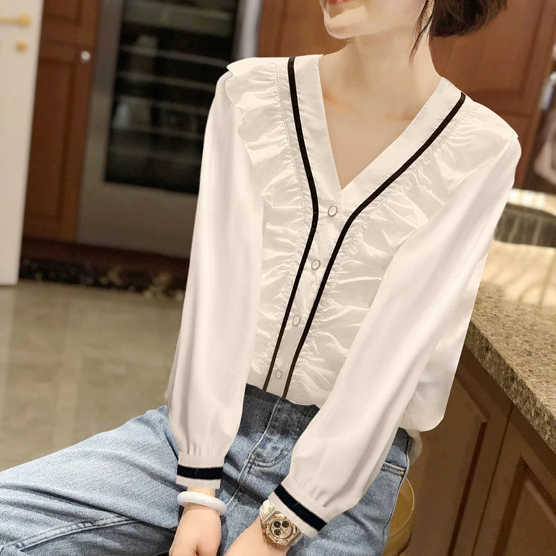 

Women's Spring Summer Style Blouses Shirt Women's Button V-Neck Lantern Sleeve Korean Loose Tops DD9111