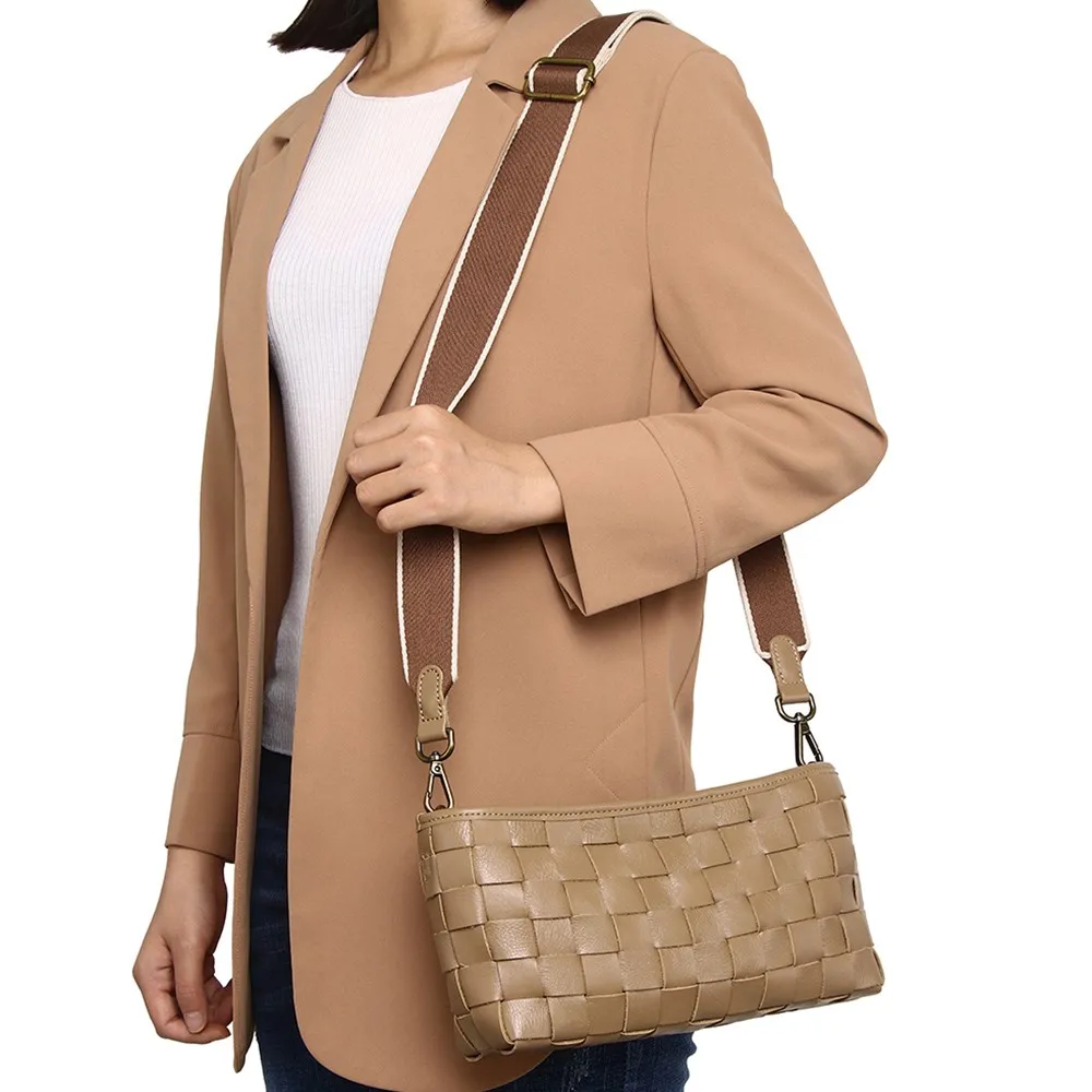 Genuine Leather Weave Women Shoulder Bags Solid Vintage Underarm Bag Small Ladies Handbag Luxury Real Cow Leather Crossbody Bag