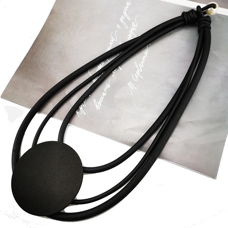 UKEBAY New Choker Necklaces Rubber Necklace Women Round Pendant Necklaces Gothic Sweater Chains Ethnic Jewelry Wholesale Collars