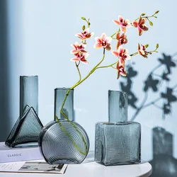 Geometric Shape Relief Glass Vase Transparent Hydroponics Flower Pots Decorative Flower Arrangement Desk Decoration Floral Vases