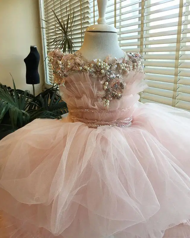 Luxury Pink Pearls Flower Girl Dresses For Wedding High Low Ruffles Beaded Applique Baby Birthday Dress Girls Pageant Ball Gowns