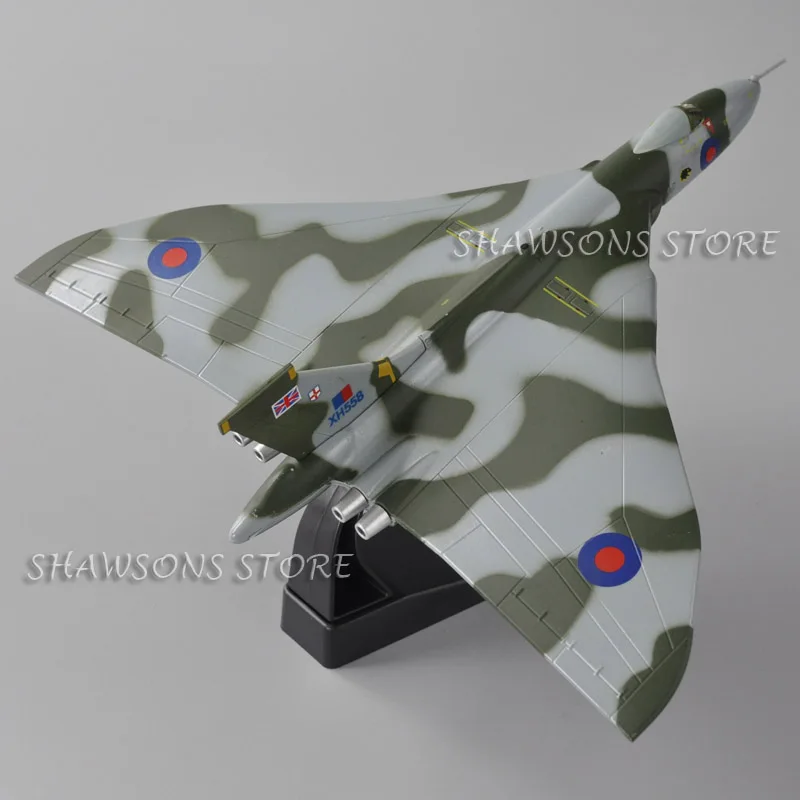 

1:144 Scale Diecast War Plane Military Model Toy United Kingdom Avro Vulcan B MK 2 Boomer Miniature Replica Collectible