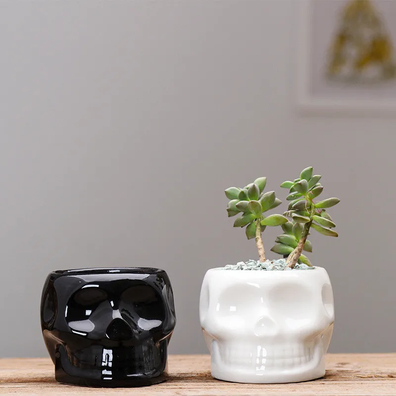 New Arrival Series of Real Planting Grass Little White Ceramic Skull/Smile Flower Vase Good for Gift Home Decoration