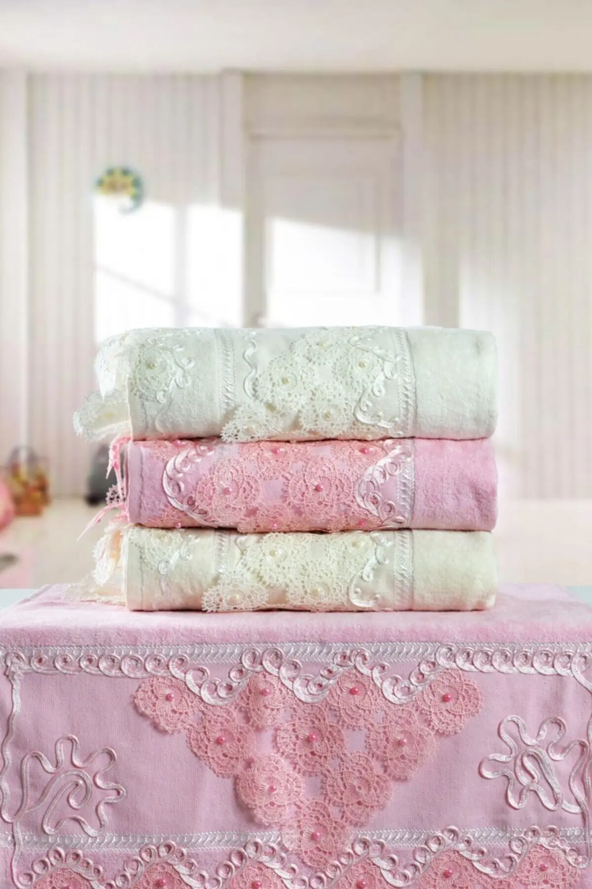 50x90 Cm 4 Pcs 100 Cotton Lacy Laced Hand And Face Towel High Quality Soft Luxury Bathroom home Towel Strong Brand 2021